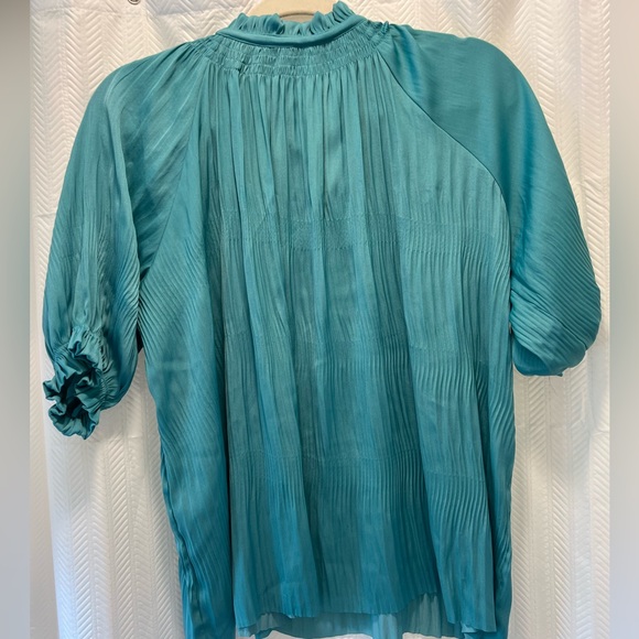 Current Air Silky Turquoise blouse NWT XS - Picture 3 of 6